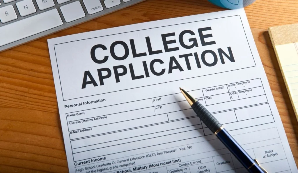 How to Apply to University: A Complete Guide for Students